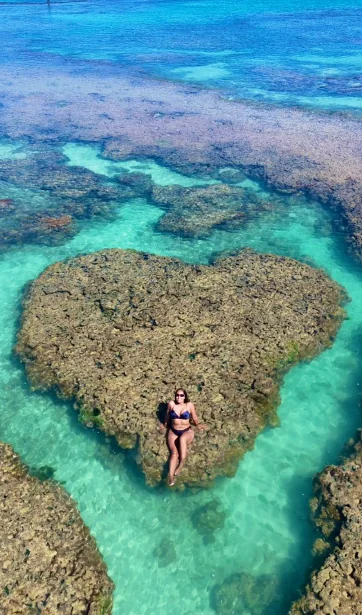 formacao-de-recife-em-forma-de-coracao-nas-piscinas-naturais-de-alagoa Roteiro Maceió